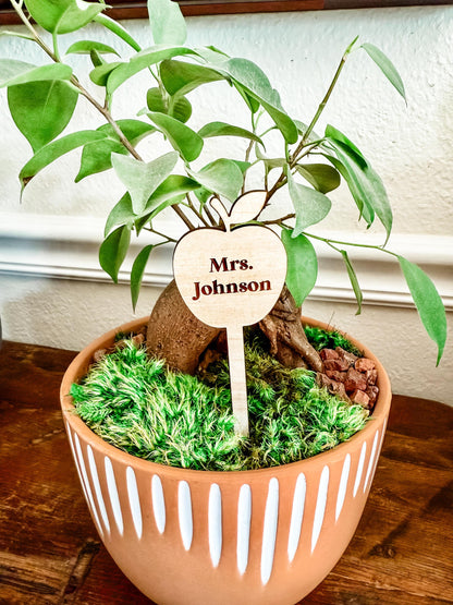 Thank You for Helping Me Grow Teachers Gift, Personalized Wooden Plant Stakes, Custom Apple Plant Markers, Teacher Appreciation Gift Student