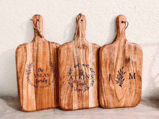 Personalized Family Names Engraved Acacia Cutting Board | Custom Wedding Gift | Laser Engraved Anniversary Gift