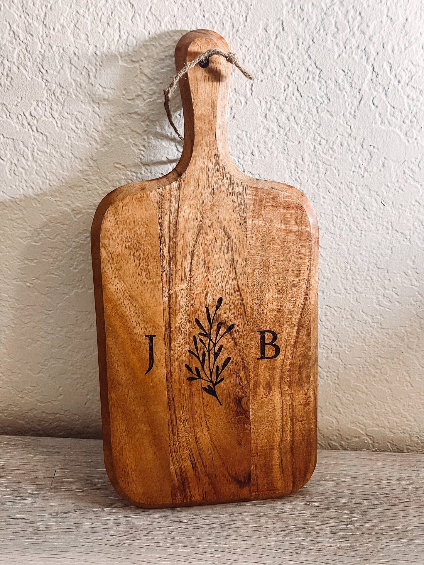 Personalized Family Names Engraved Acacia Cutting Board | Custom Wedding Gift | Laser Engraved Anniversary Gift