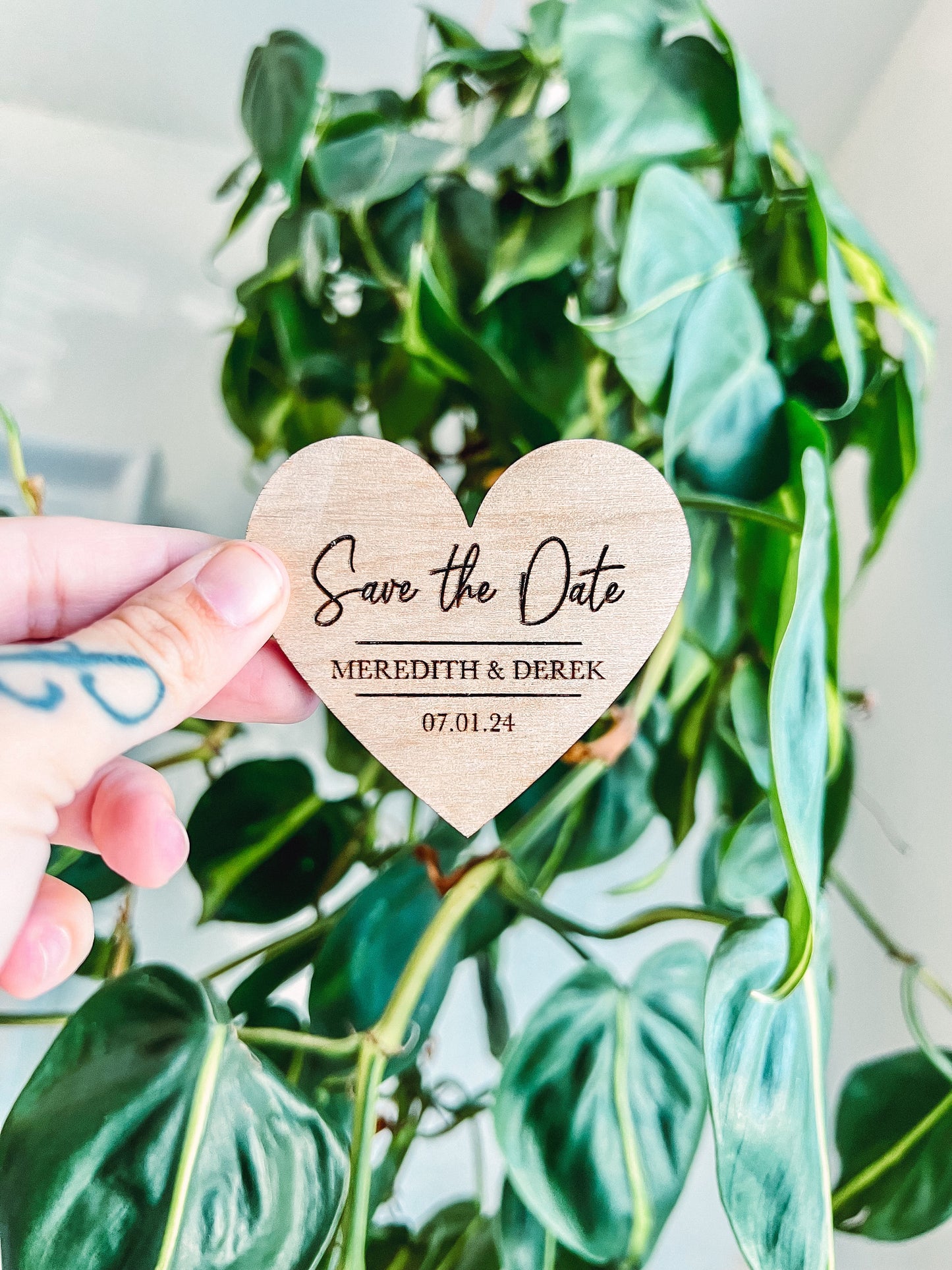 Save the Date Wedding Magnets | Wooden Save the Date Personalized Set | Wedding Invitation | Laser Engraved Oak Custom Save the Date Magnets